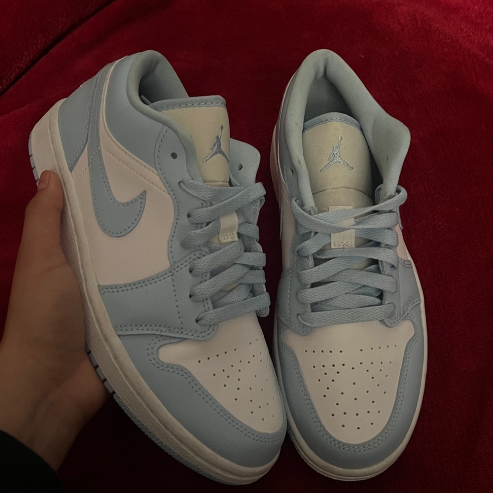 Women’s air Jordan 1 Low “Ice Blue”